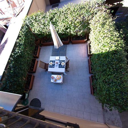 B&B Terrazza Baires - In The Heart Of Милано Екстериор снимка