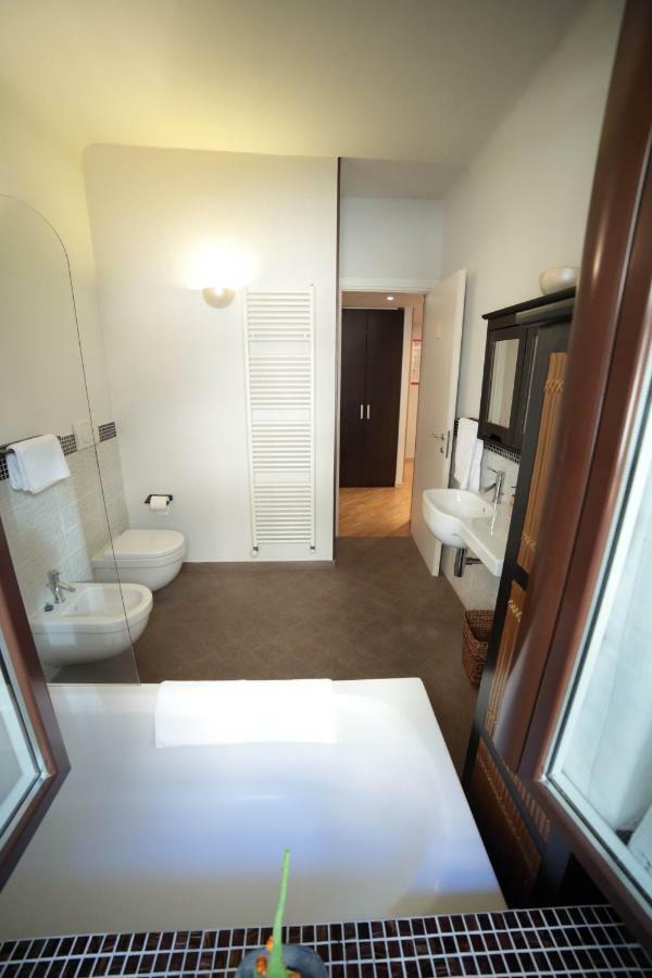 B&B Terrazza Baires - In The Heart Of Милано Екстериор снимка